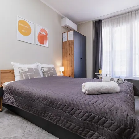 Apartment Center *